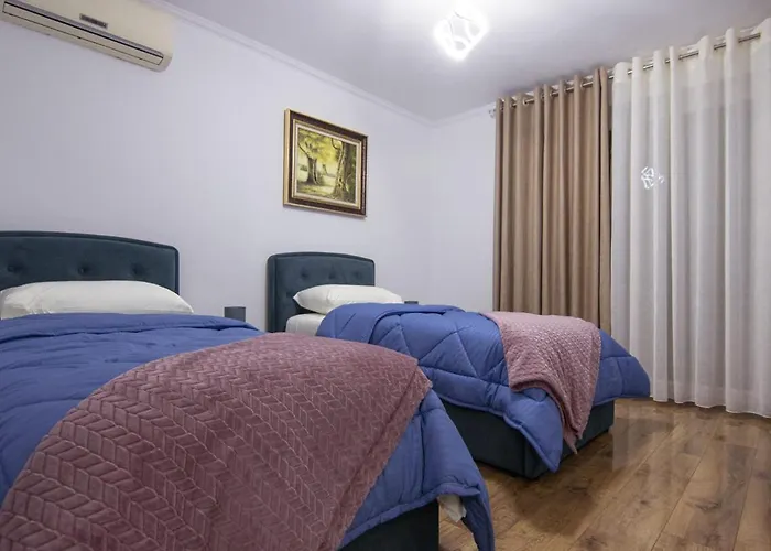 Dea\'S Home Tirana Center