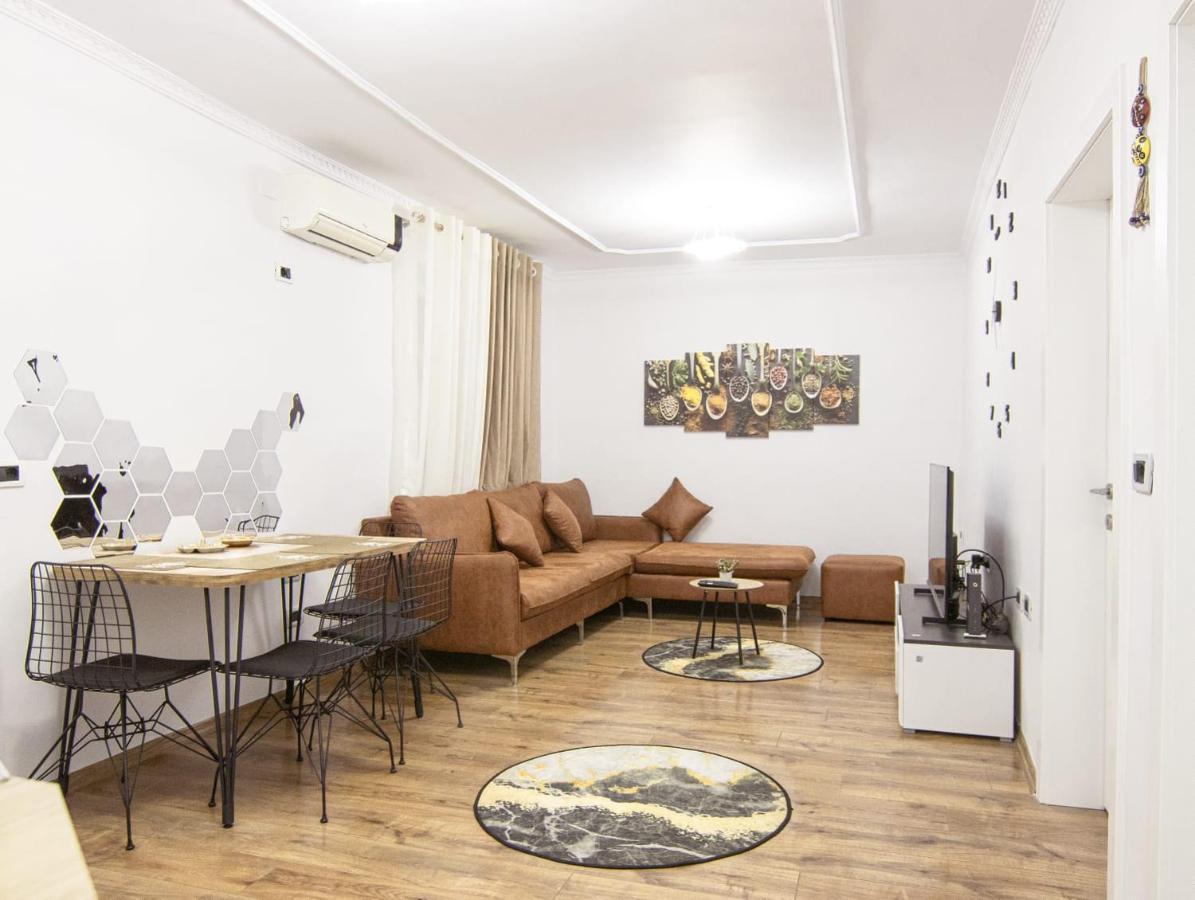 Leilighet Dea's Center